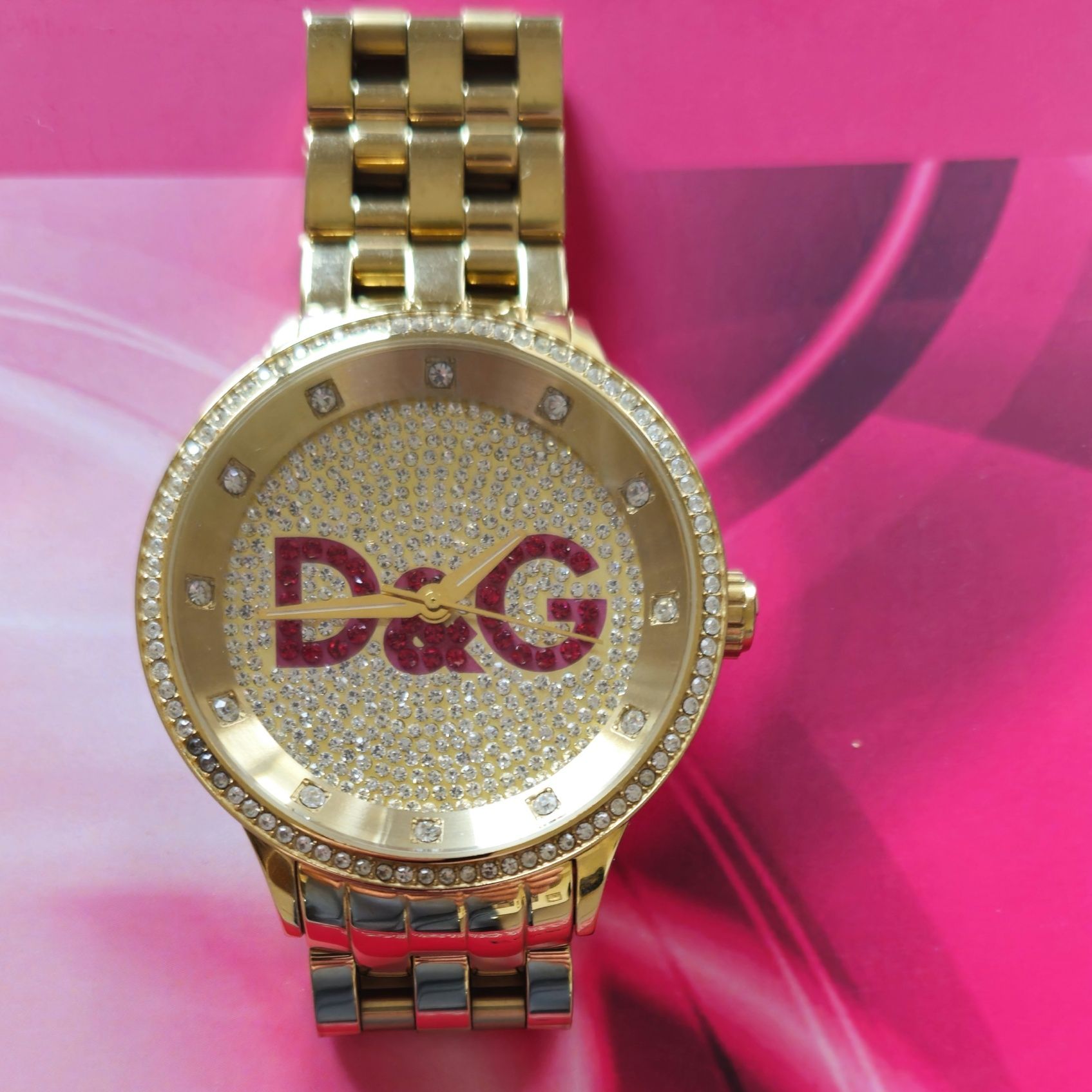 Ceasuri dama D&Gabana si  Guess