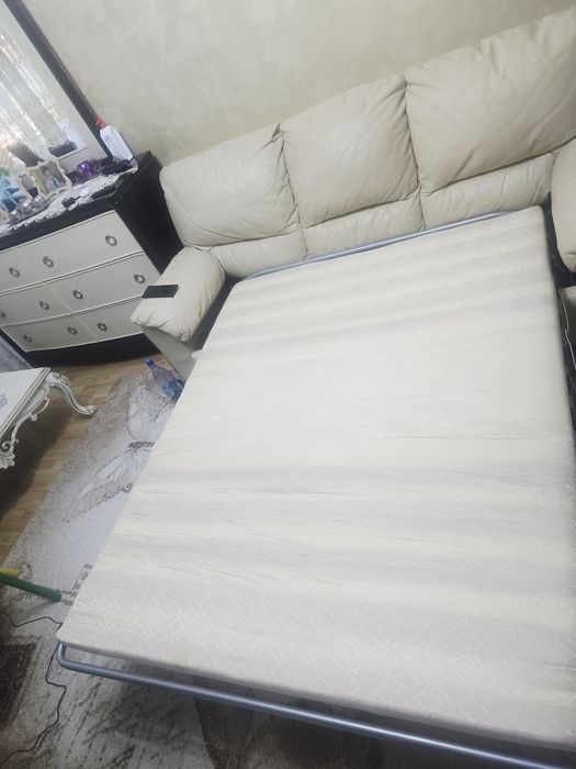 Pat extensibil și fotoliu piele naturală MobExpert