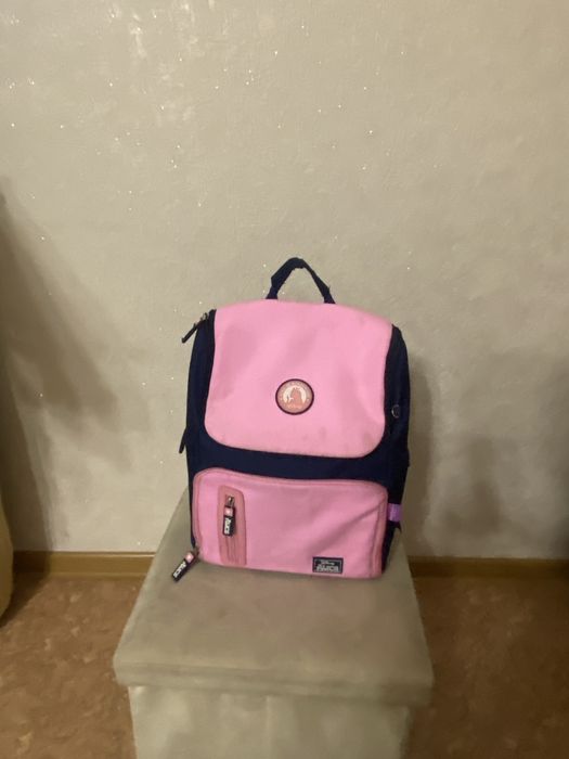 Школьный рюкзак.