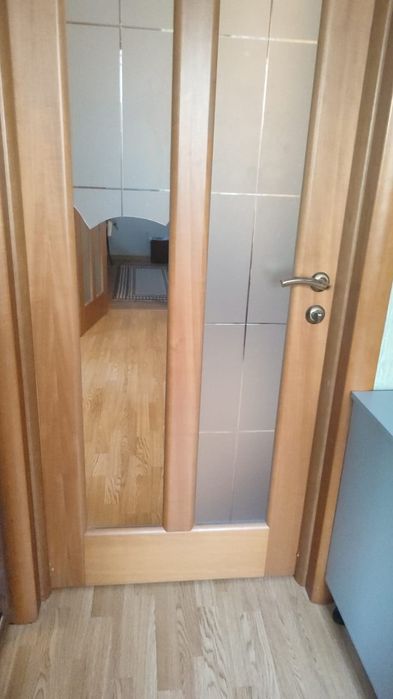 ремонт межкомнатных дверей. Замена стекла, полотна, замка. Регулировка