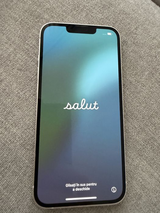 iPhone 14 Alb 128GB + 5 huse cadou