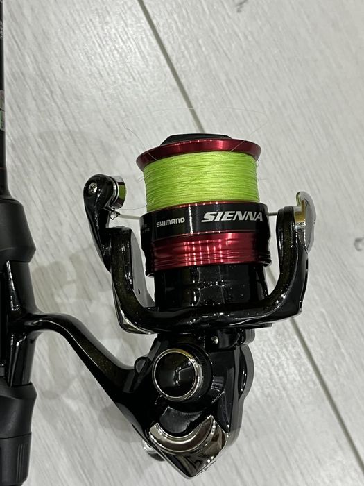 Чисто нов спининг сет