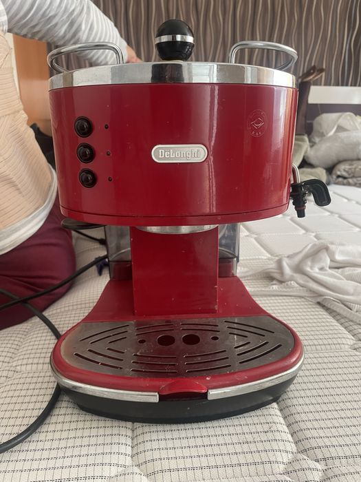 Espressor manual De’Longhi Icona ECO311.R, 1100 W, 1.4 L, 15 bar, Rosu