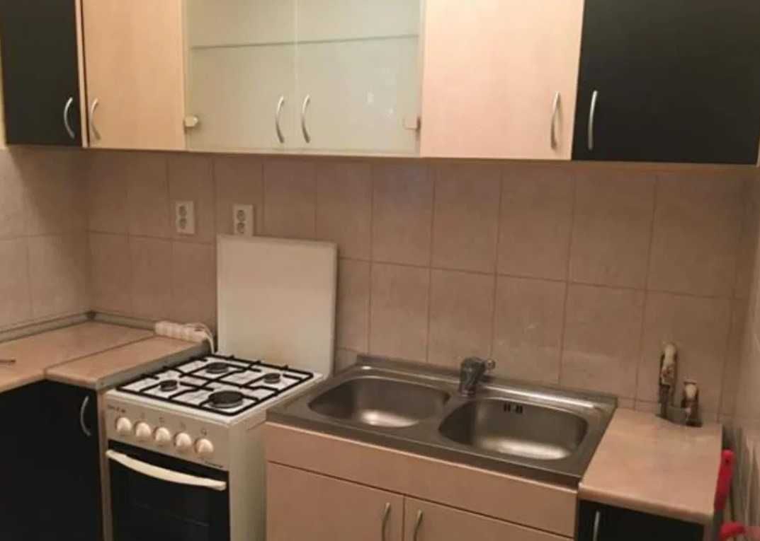 Дава се под наем Едностаен апартамент в Бургас, Изгрев - 30 кв.м за 188.7 € - Снимка #1