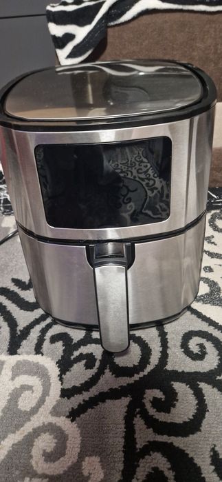 Фритюрник с горещ въздух