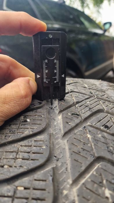 set 4 anvelope iarna Pirelli Scorpion 235/55 R18