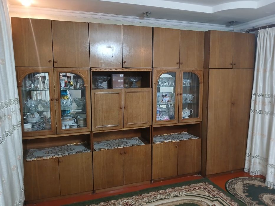 Продам стенку производства Беларусь хорошего качества возможен торг