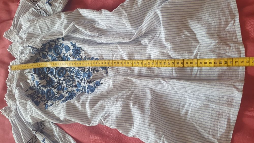 Rochita noua larga bumbac cu broderie bleu S-L