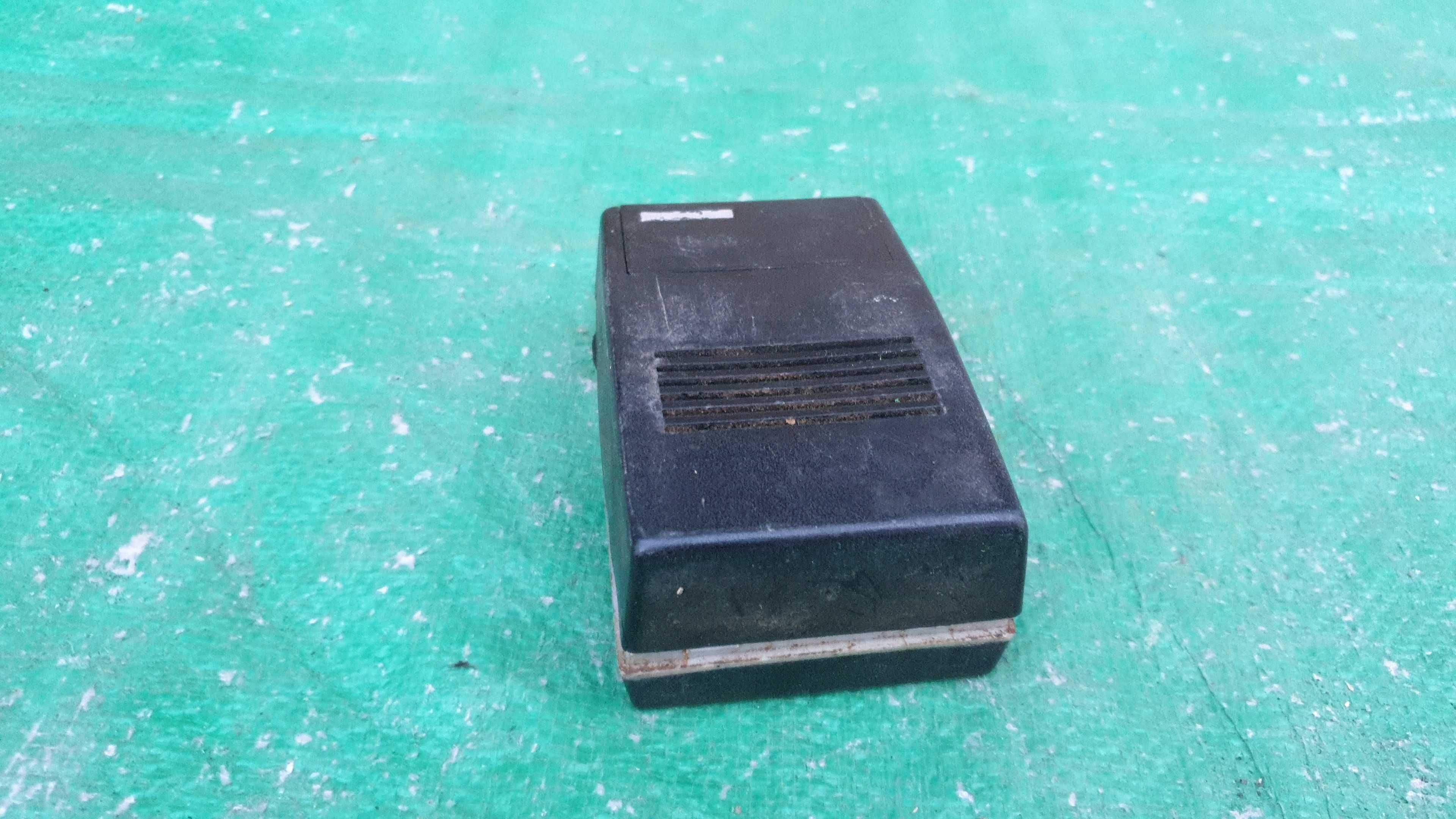 Radio portabil 90RL 077,
Philips; Eindhoven,Miniwatt made in
Olanda