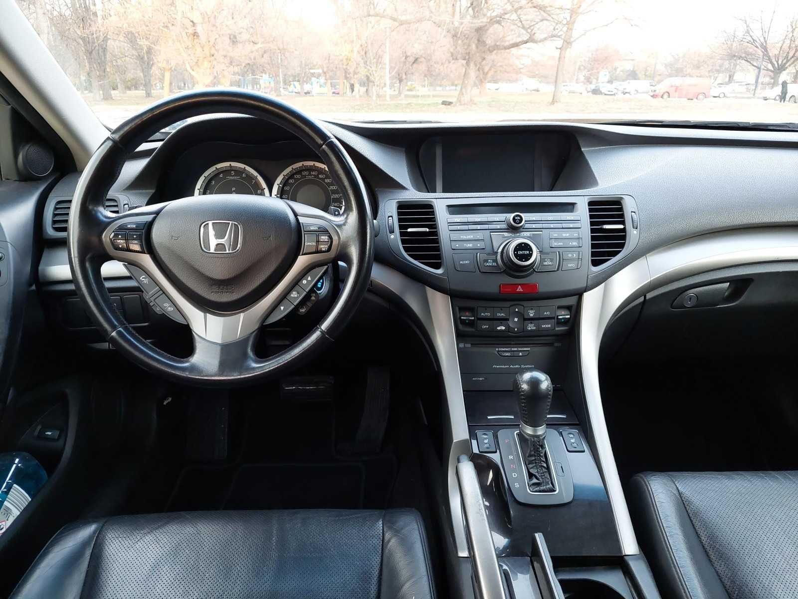 Honda Accord 2.4 бензин/газ комби