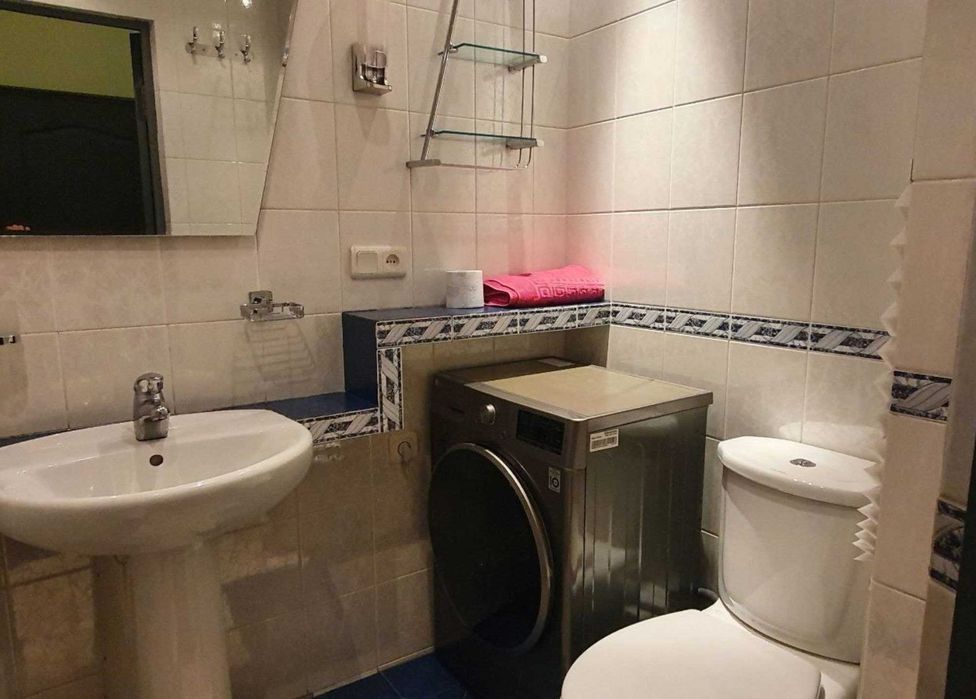 Сдаю Уютную Кв-ру 2-ком. 6/9, Ойбек/ ул. Тараса Шевченко! Зуба*