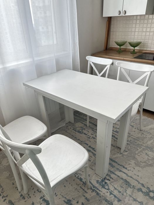 Стол стулья кухонный стол