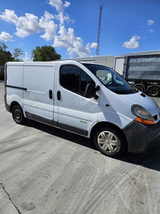 Renault trafic autoutilitara