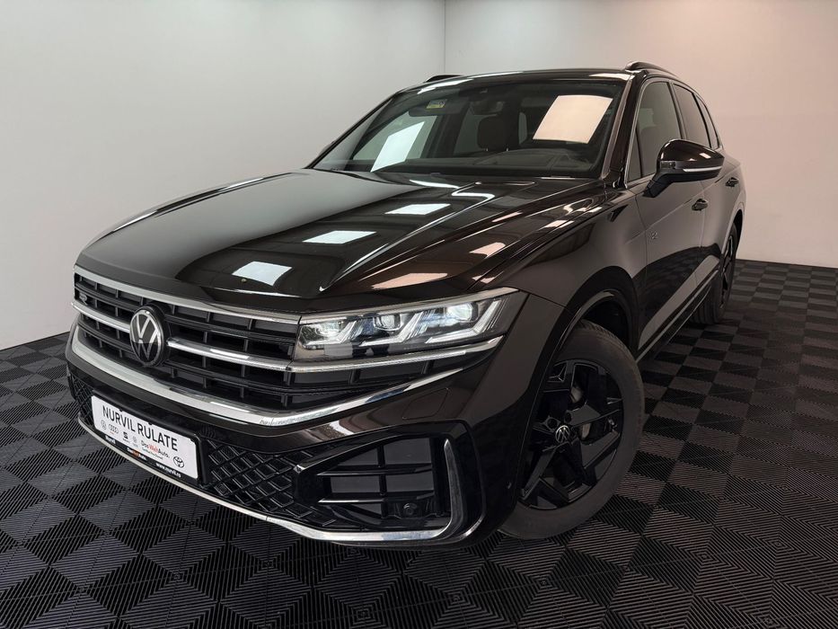 Volkswagen Touareg Primul Proprietar,istoric Complet VW, import Germania