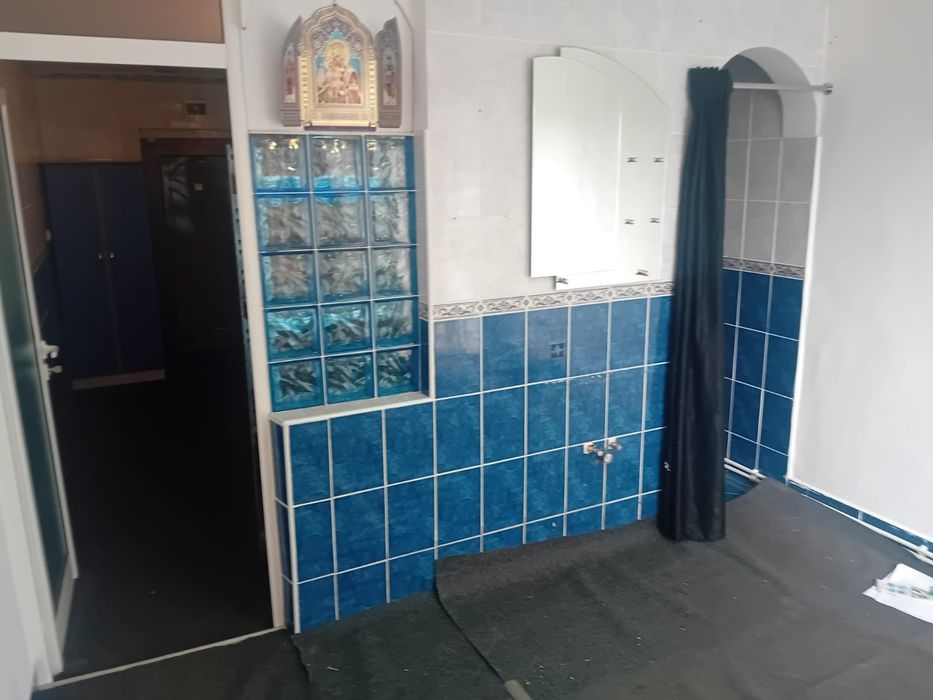 Garsoniera,ultracentrală,24mp,parter,2bai centrala electrica,perfect p