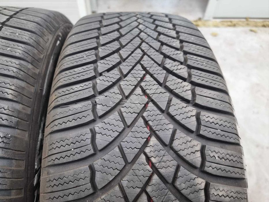 2 Anvelope IARNA 225.55.18 "Bridgestone [dot 2021] ; stare foarte buna