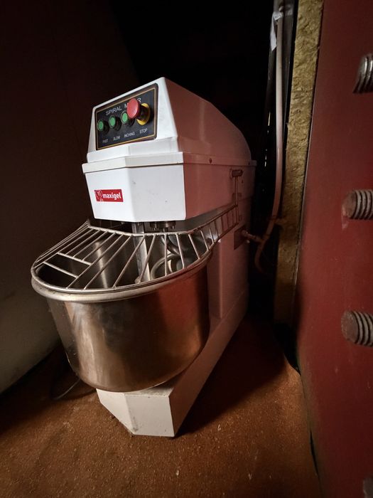 Malaxor 30 litri nou