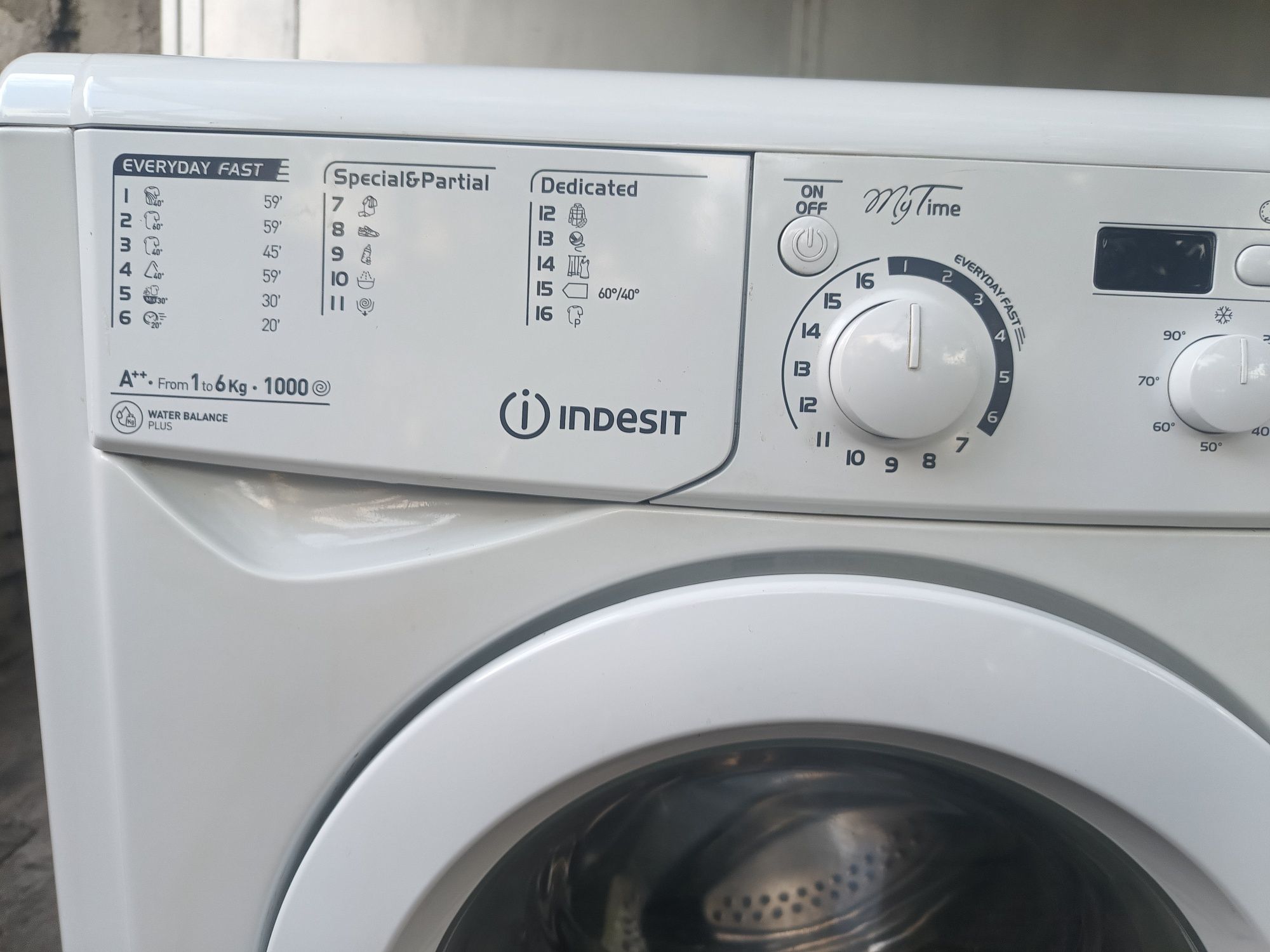 Пералня INDESIT 6 кг.