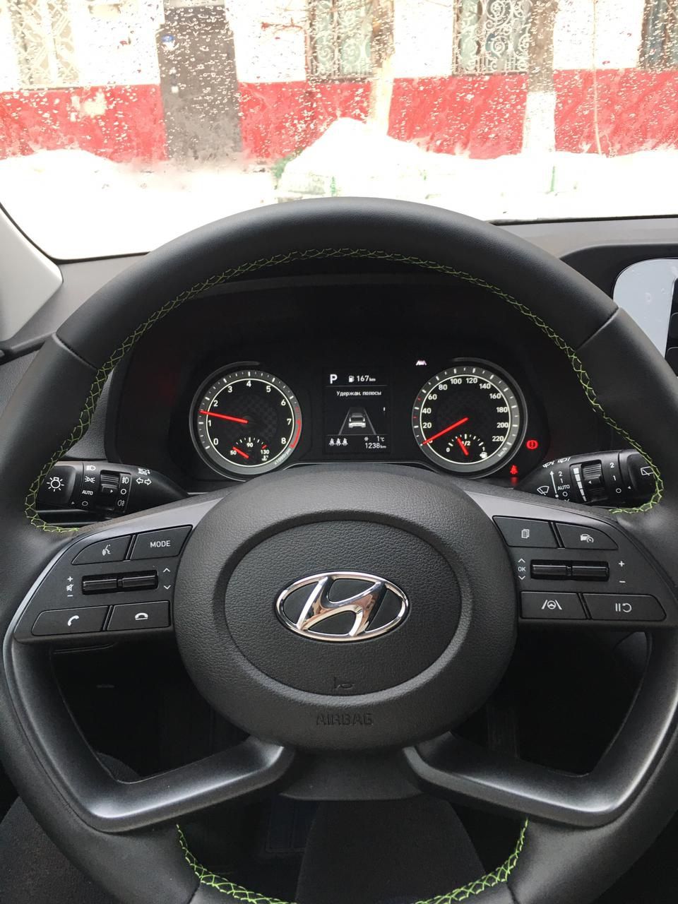 Продам Hyundai i-20 в новом состоянии, полный комплектация
