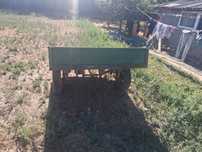 Remorcuța de motocultor se vinde