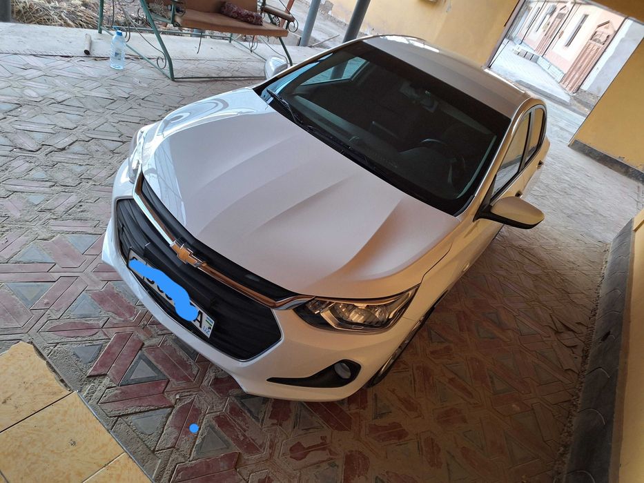 2023 Chevrolet Onix 3LT sotiladi