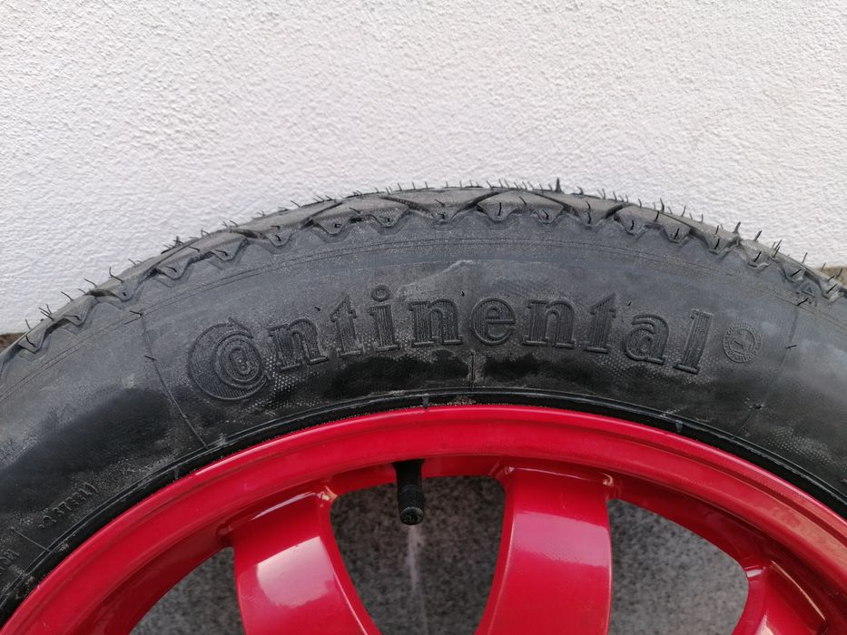 Roată de rezervă Porsche R-17