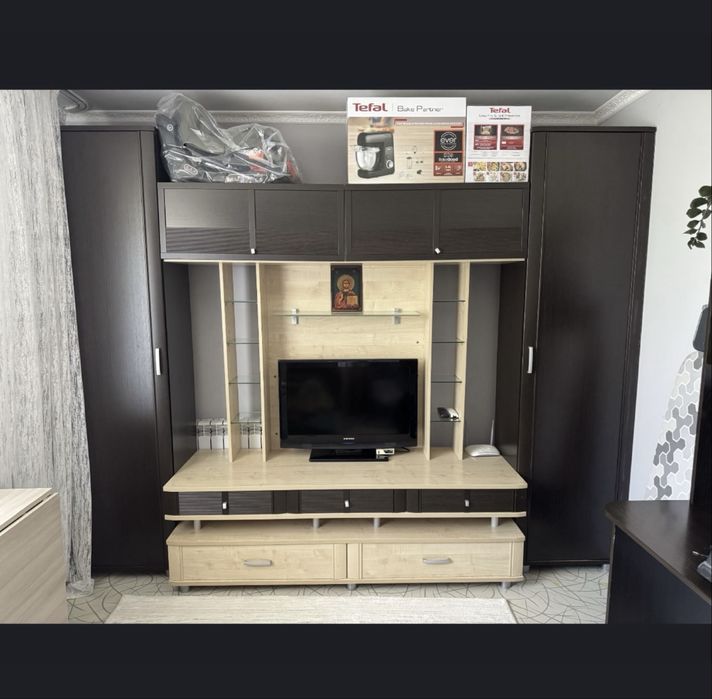 Шкаф-стенка в гостиную