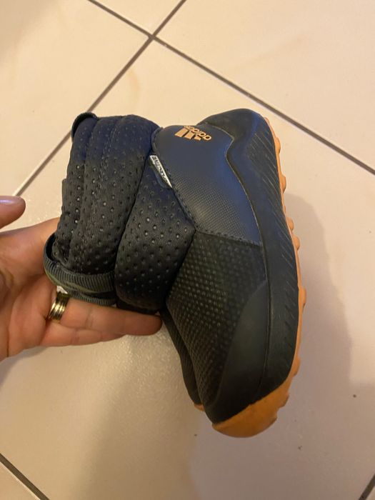 Ghetute adidas 22