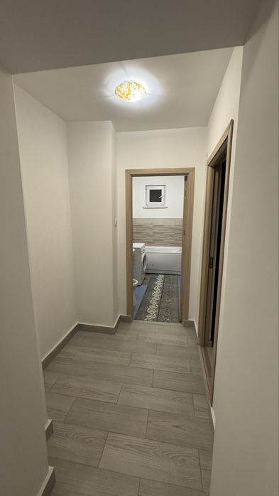 Apartament de închiriat 3 camere