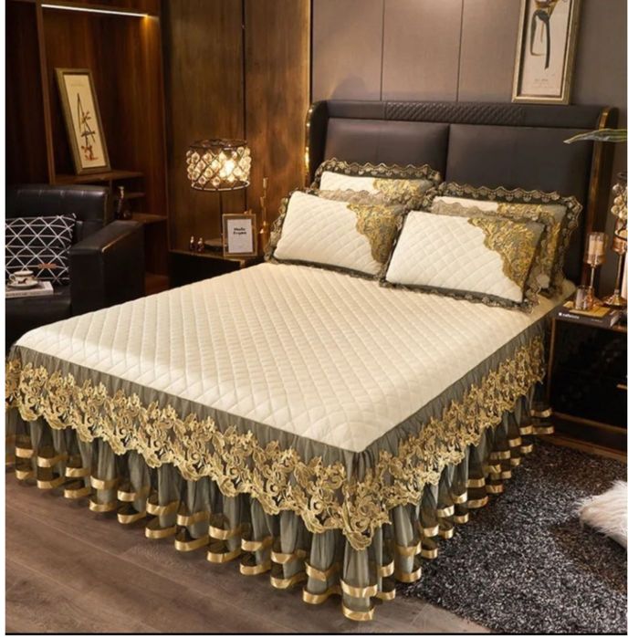 Покрывало с наволочками, велюр