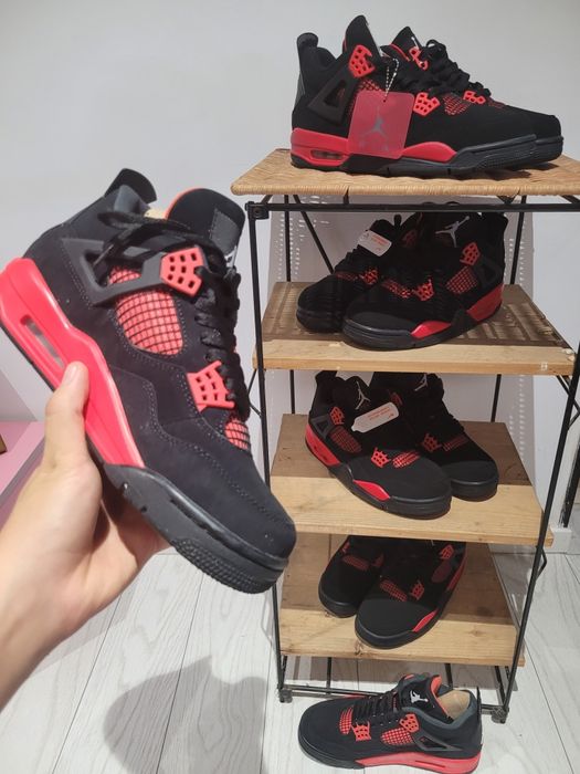 Jordan 4 Premium 399 ron