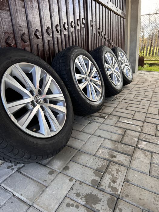 Vând jante echipate cu anvelope iarnă