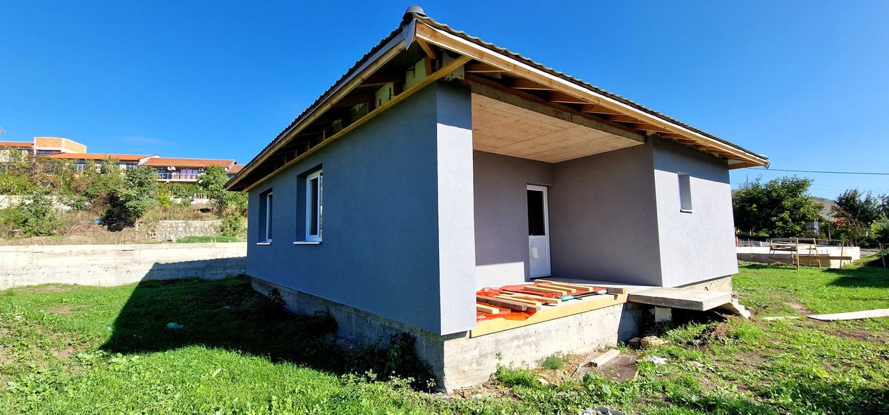 Продава се Къща в Каблешково - 93 кв.м за 1300 €/кв.м - Снимка #13