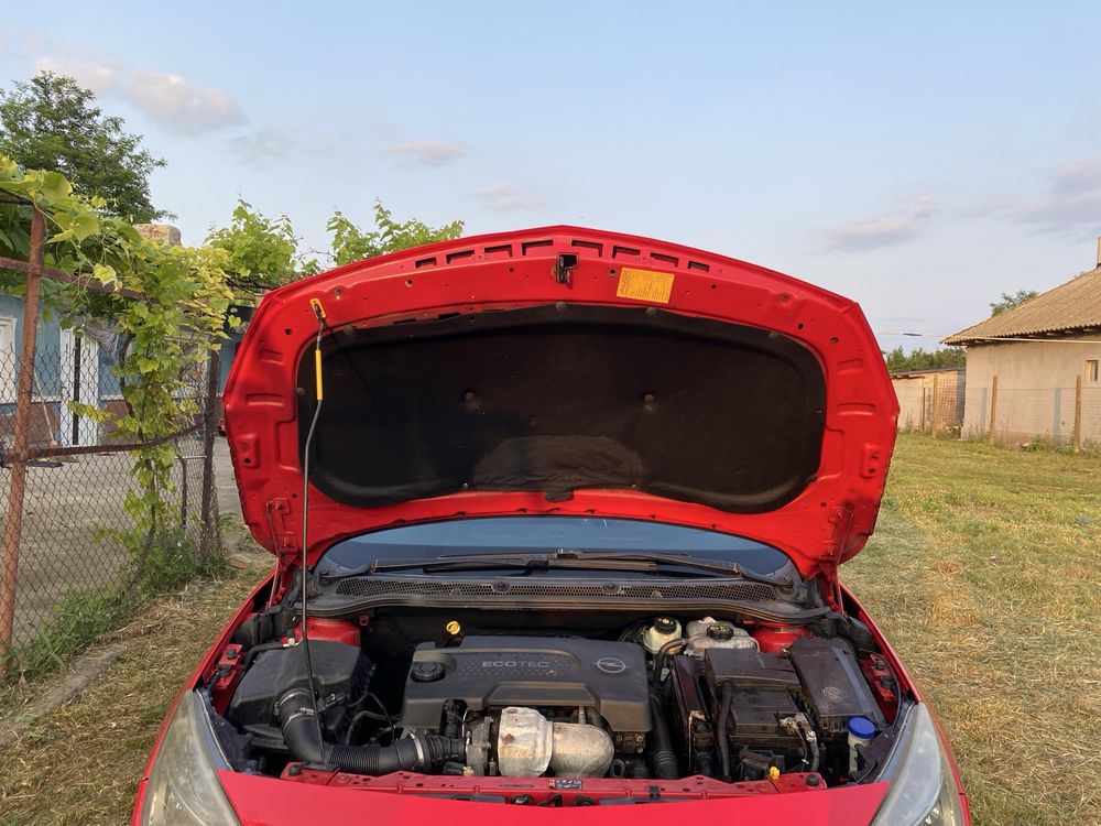 Opel astra j 2012