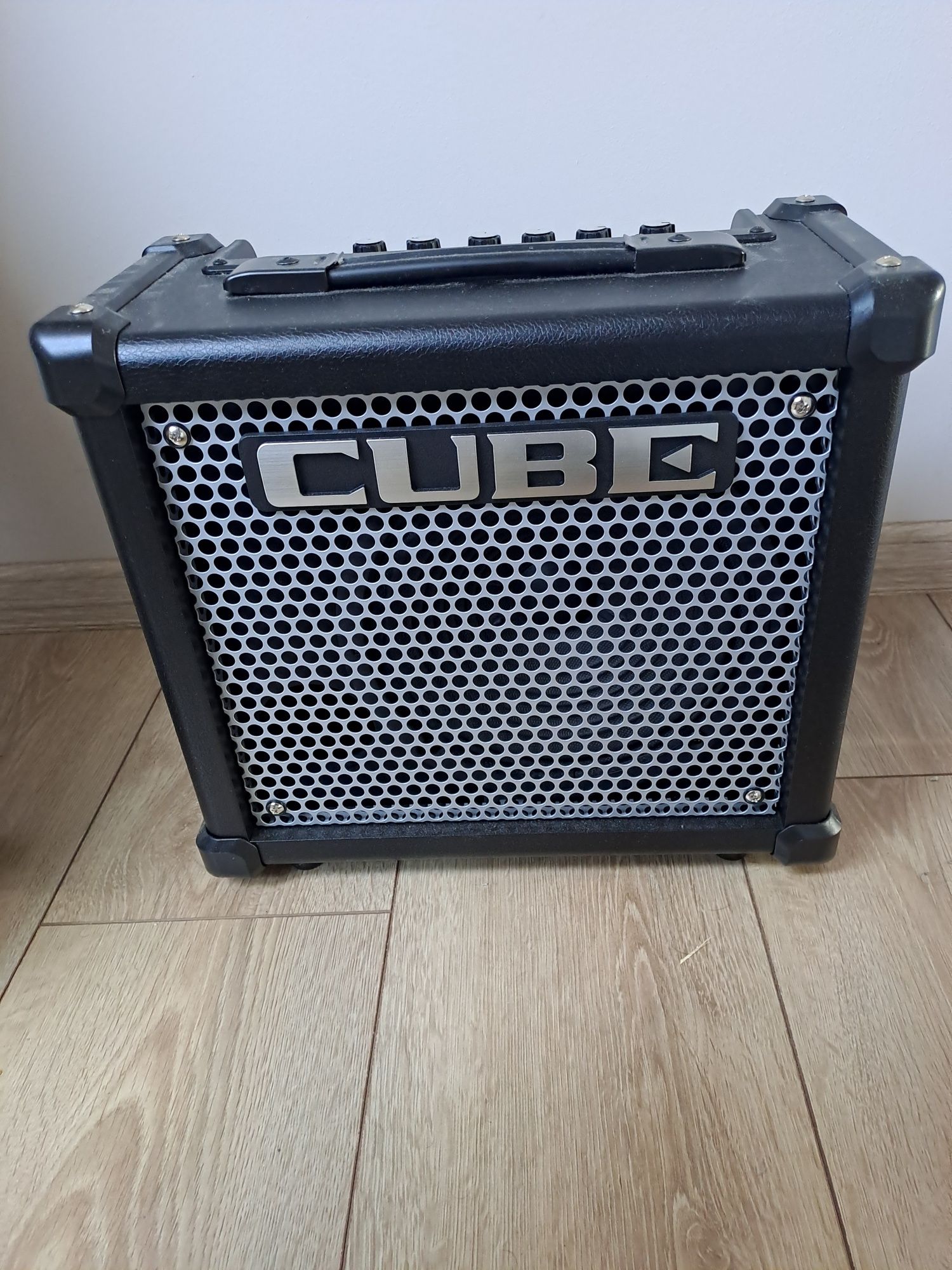 Roland Cube-10GX