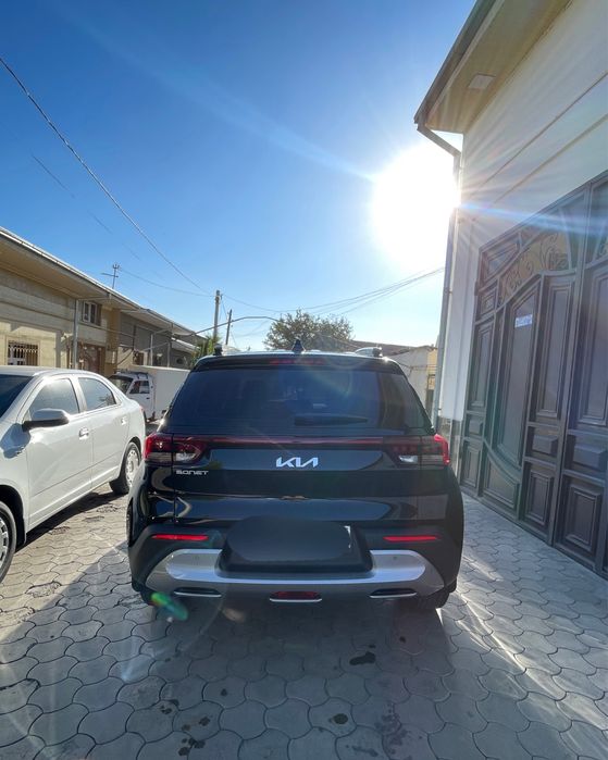 Kia sonet 3 позиция