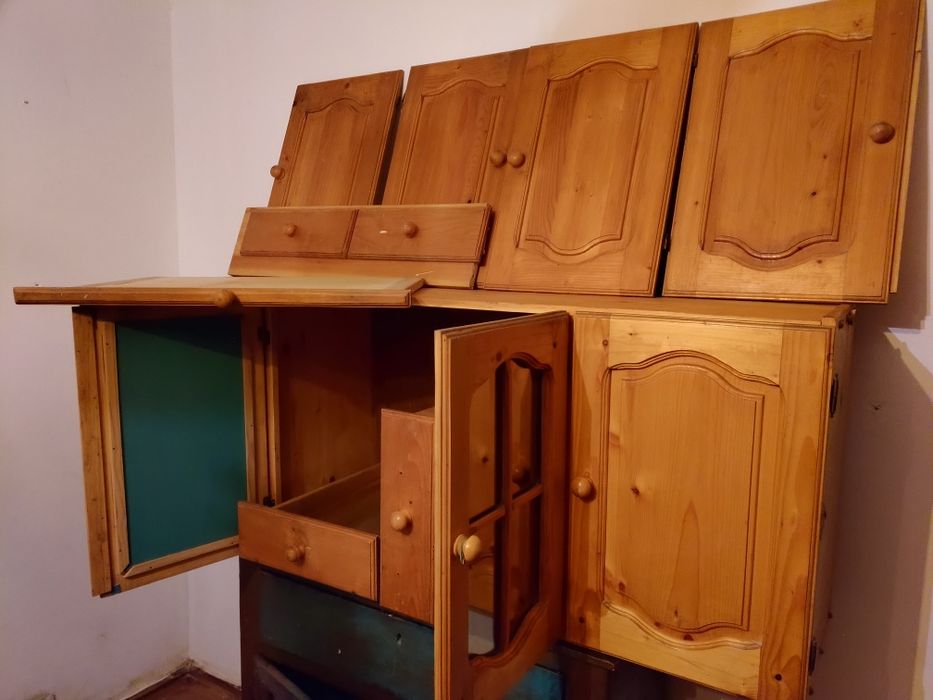Usi mobilier bucatarie