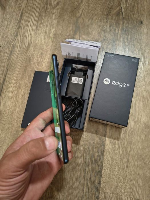 Motorola edge 30