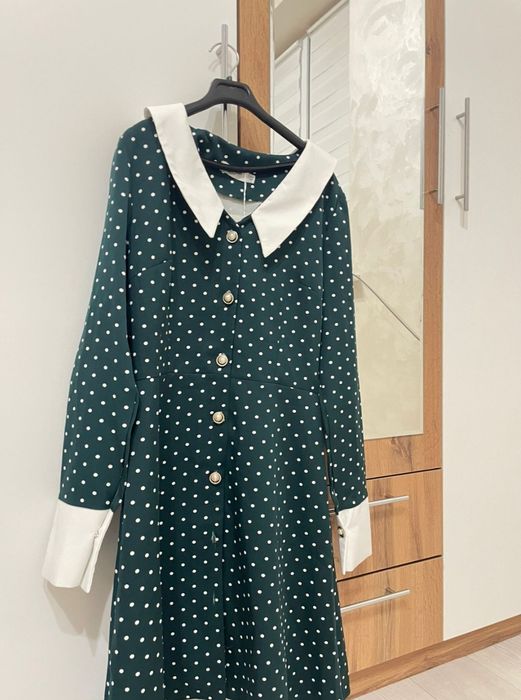 Платье женское. Размер 44