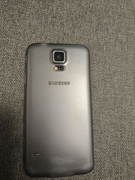 Vând Samsung  utilizat!