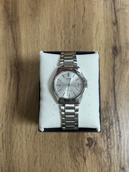 Кварцевые часы CASIO