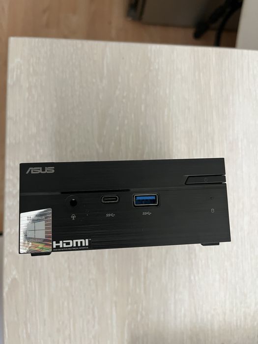 Мини компьютер Asus mini PC