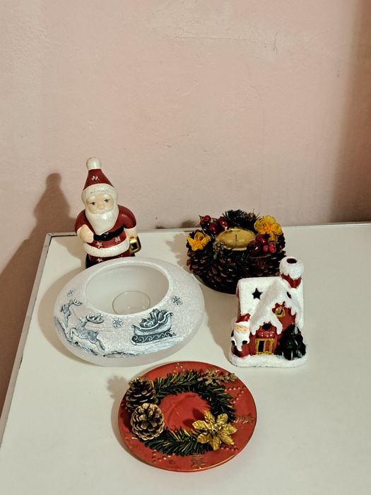 Коледни и Новогодишни Свещници