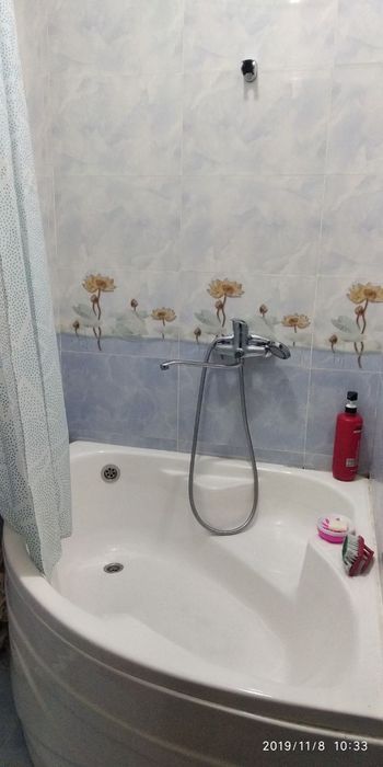 Продаю 1 комнатную квартиру на Авиасозлар 1. Кадышева