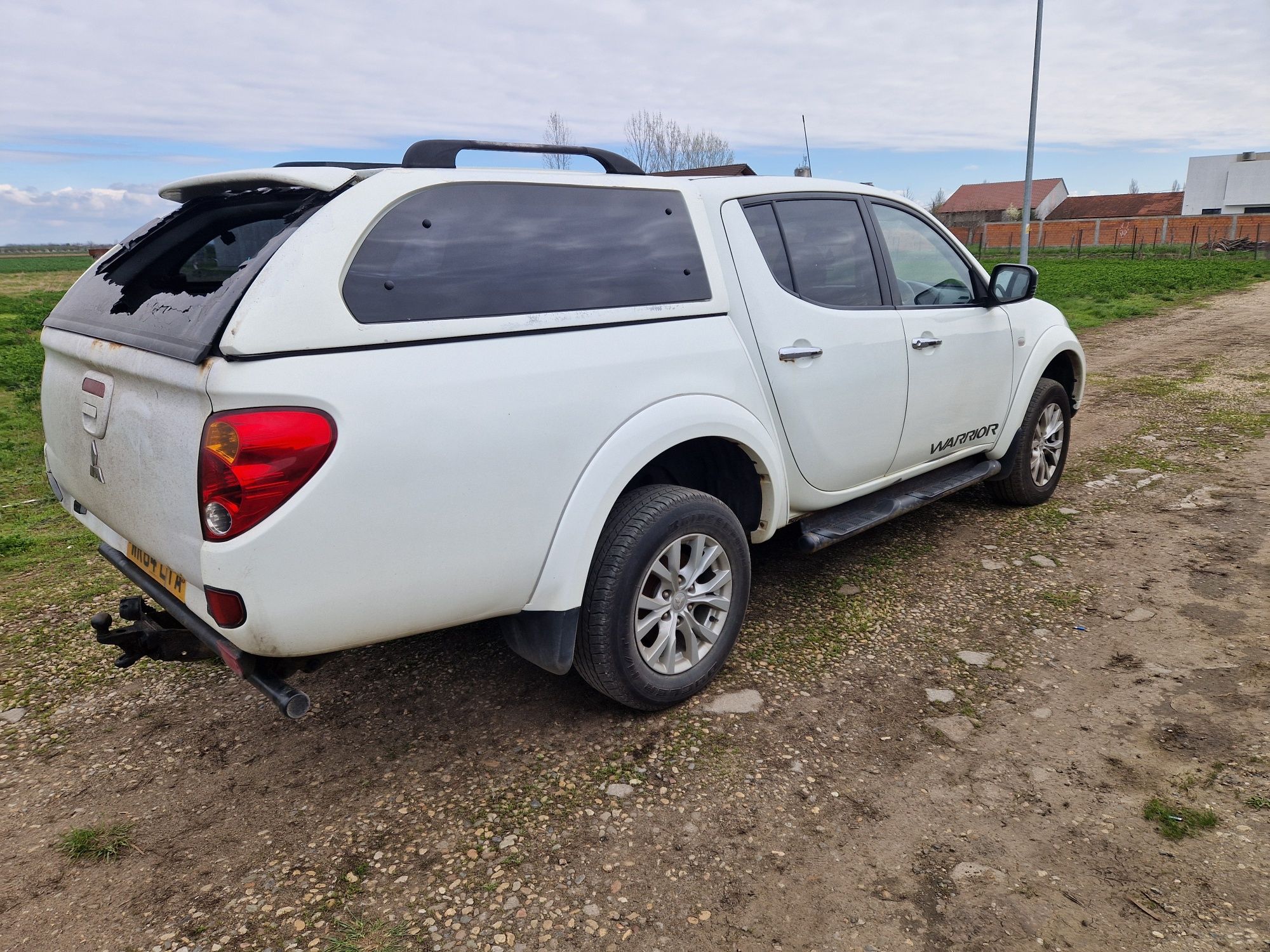 Hardtop/Cober Mitsubishi L200 2010-2015 luneta sparta