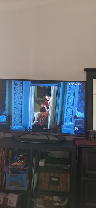 Tv smart LG diagonala 108 cm