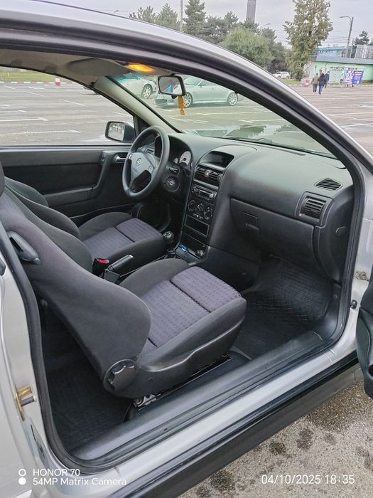 Vând Opel Astra G 1.6. 16 v