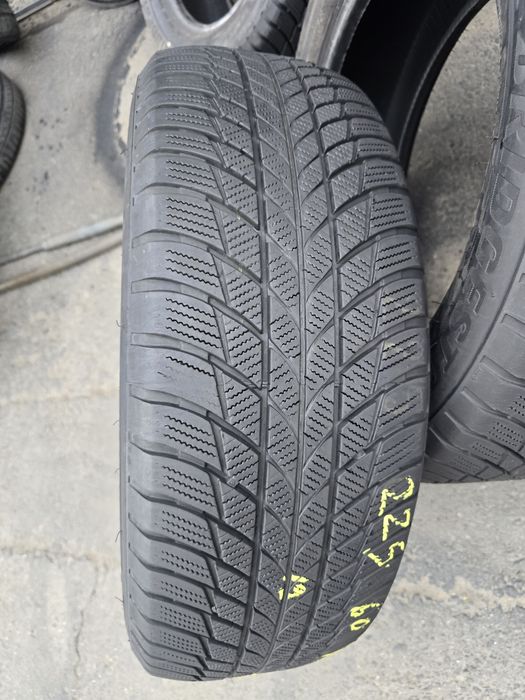 Anvelope iarna 225 60 18 Runflat