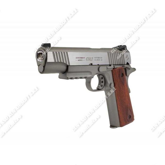 Pistol Airsoft Colt CO2 - Modificat de CyberGun, Performanță de Top !!