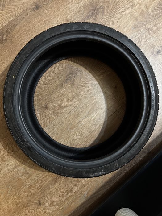 Лятна гума 245/35/20